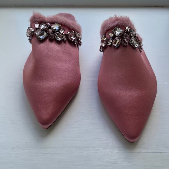 Isaac Mizrahi Live! Embellished Mule Pink 6.5 M Rhinestone Rimmed Faux Fur - Picture 9 of 9